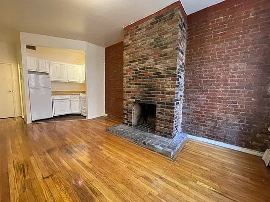 Rented by Best Apartments North Inc | media 22