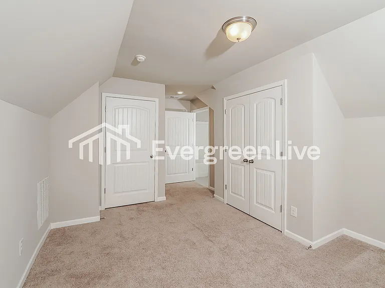4140 Overlook Cir — Photo 12