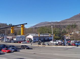 665 E King St, Boone, NC 28607