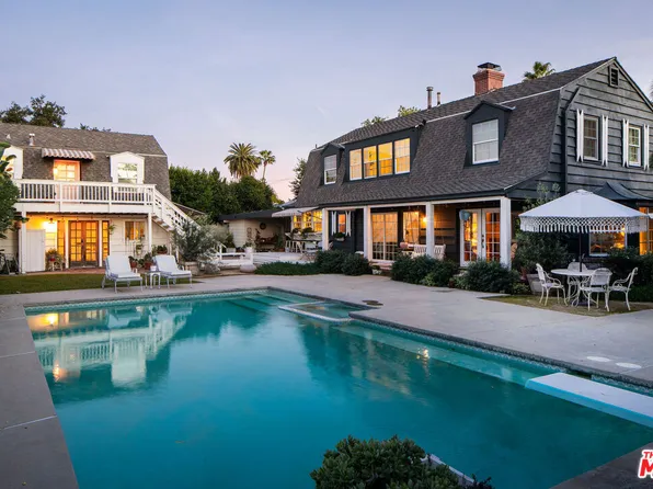 14321 Valerio St, Van Nuys, CA 91405