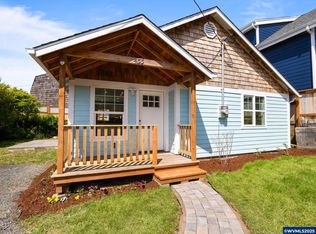 433 NW Hurbert St, Newport, OR