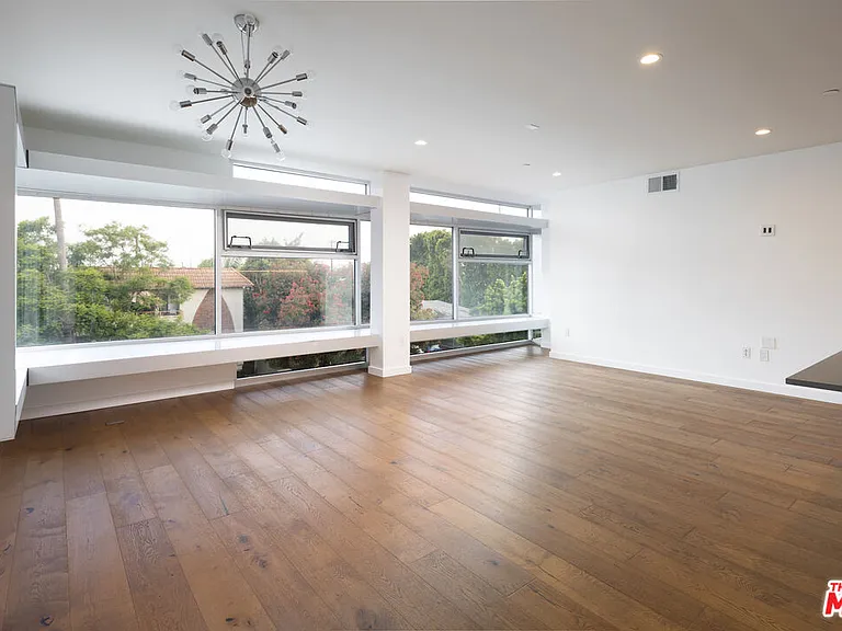12770 Caswell Ave #301 — Photo 4