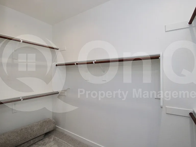 8923 W Solano Dr — Photo 21