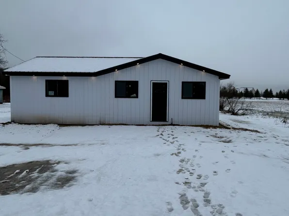 879 S Fairview Rd, West Branch, MI 48661