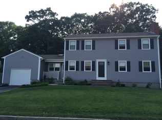 98 Juniper Dr, West Warwick, RI 02893