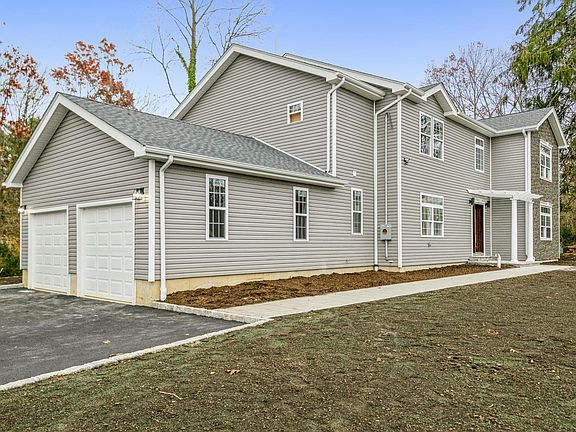 2nd image of 5 Upland Dr