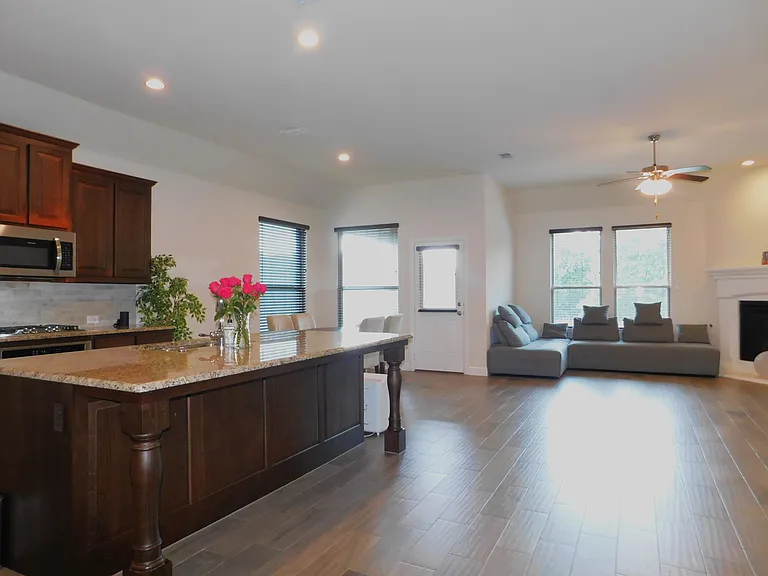 3312 Monte Carlo Ln — Photo 9