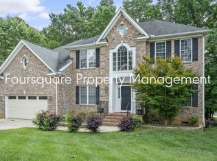 200 Faraday Ct, Cary, NC 27518