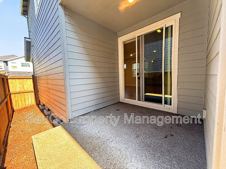 3909 SE Zircon Ln — Photo 9