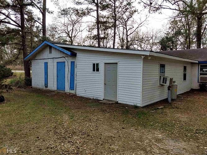 2nd image of 4523 Mud Rd
