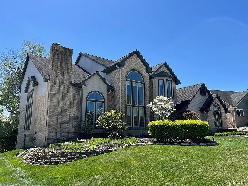 1st image of 37079 Birwood Ct