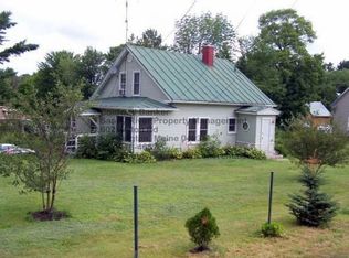 10 Gilbert St N, Wilton, ME 04294