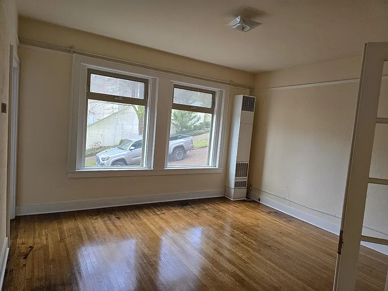 The Kinnear — Photo 17