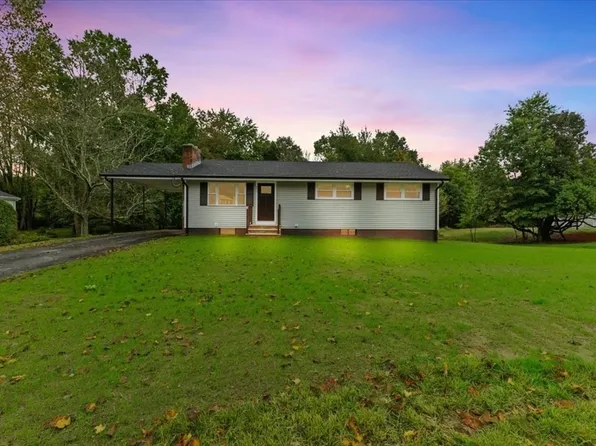 492 Berkley St, Taunton, MA 02780