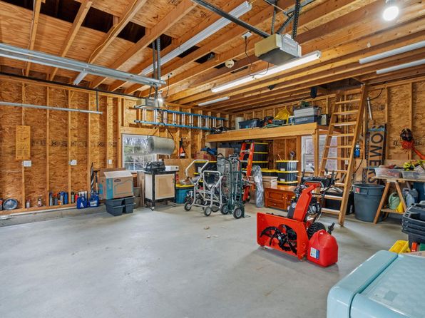 26 Federal Street, Belmont, NH 03220