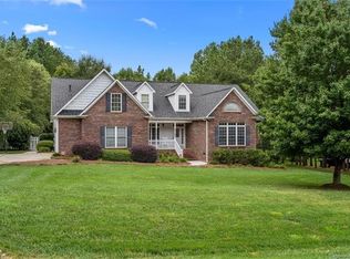 2034 Sunswept Ln, York, SC 29745