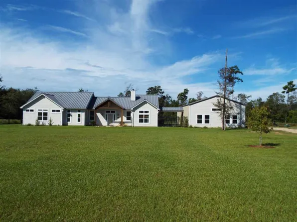 940 County Road 737, Buna, TX 77612