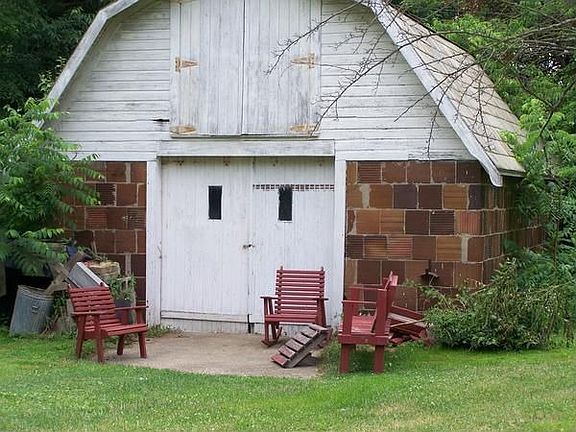 Barn