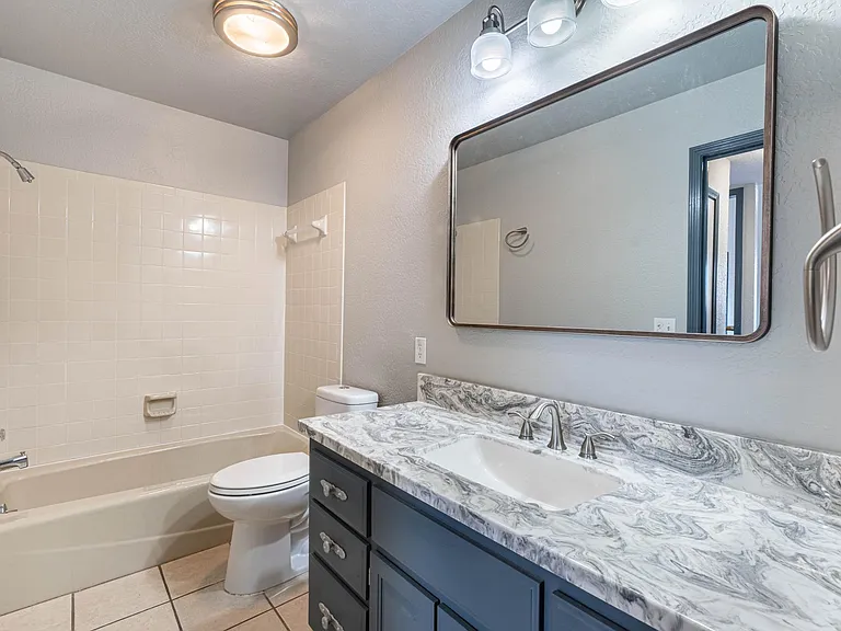 13 Connie Ln — Photo 11