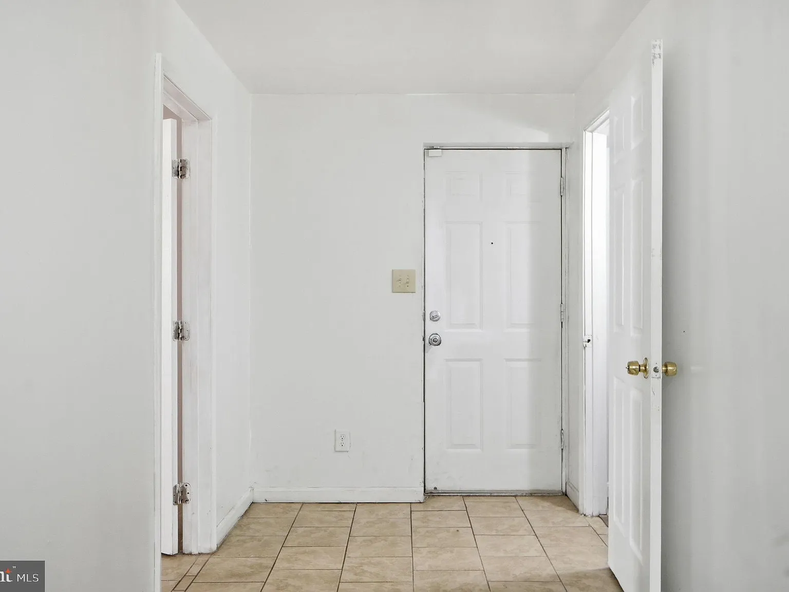 1 bed, 2236 sqft, $850 — Photo 4