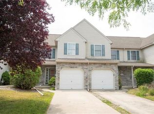 8134 Heritage Dr, Alburtis, PA 18011