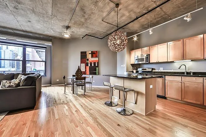 849 N Franklin St #608 — Photo 5