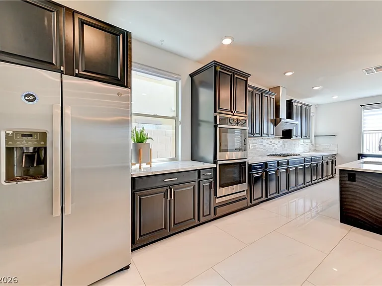 12393 Ferry Glide Ave — Photo 17