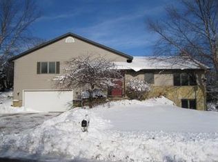 706 Westward Dr, Verona, WI 53593