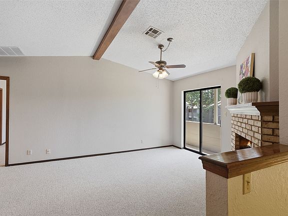 5th image of 2842 E 90th St Unit 902