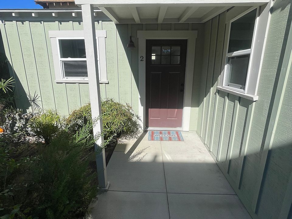 1st image of 1066 Robinson Ave Unit 2R