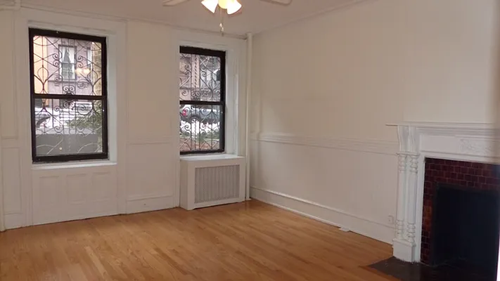 Rented by Apartments by Us | media 18