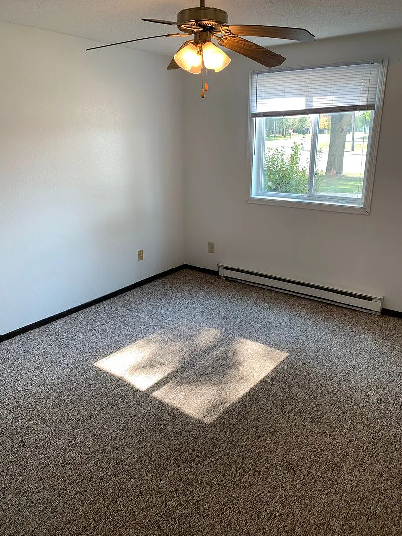 Atwell Grove 601 — Photo 4