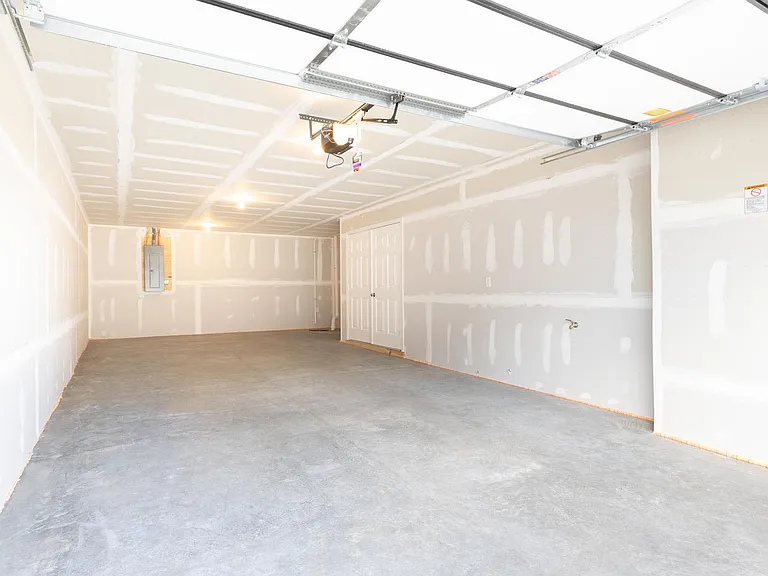 14 Meredith Way — Photo 21