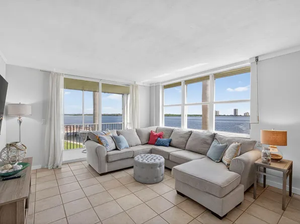 100 Paradise Harbour Boulevard #204, North Palm Beach, FL 33408