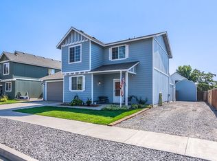 3056 SW Cascade Ave, Redmond, OR