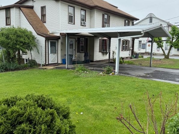 13 Willow St #1