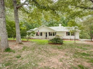 6226 Emerald Springs Dr, Acworth, GA 30102