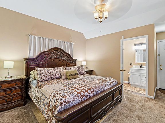 5th image of 159 Oak Hill Dr