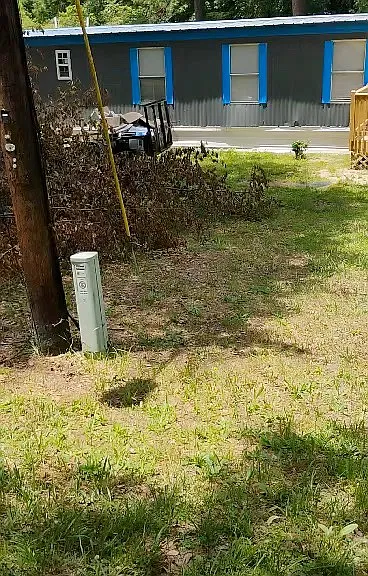 54 Bryan Dr — Photo 1