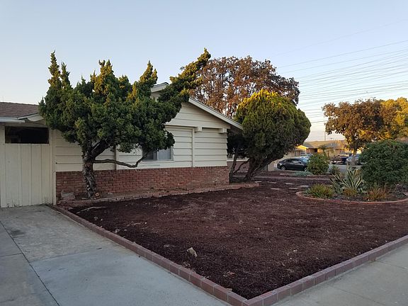 Water saving front yard p 3