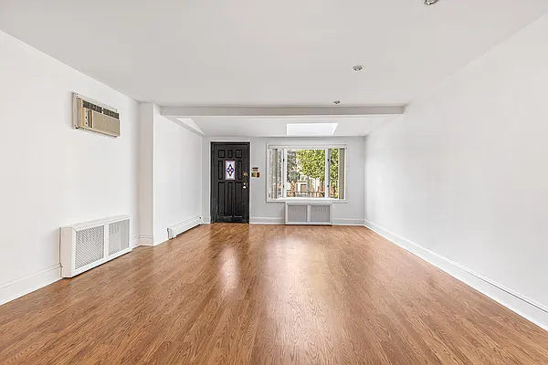 Sold by Compass | media 2