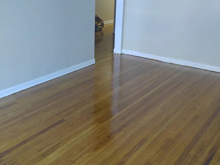 4749 S Langley Ave #2 — Photo 7