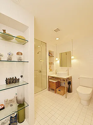 Sold by Cooper & Cooper Real Estate | media 8