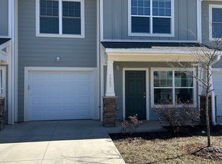 1063 Baldwin Commons Dr, Arden, NC 28704