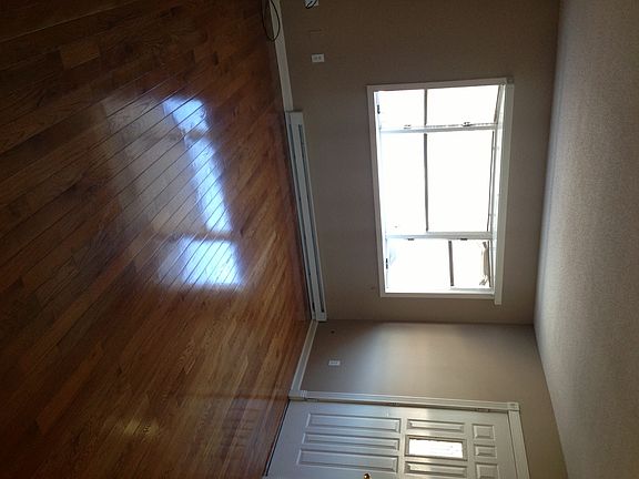 3rd image of 46 Coe Ave