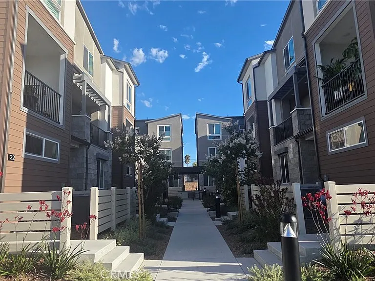 10002 Central Ave — Photo 22