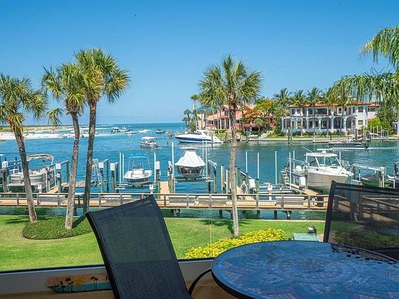 3rd image of 1060 Pinellas Bayway S #8