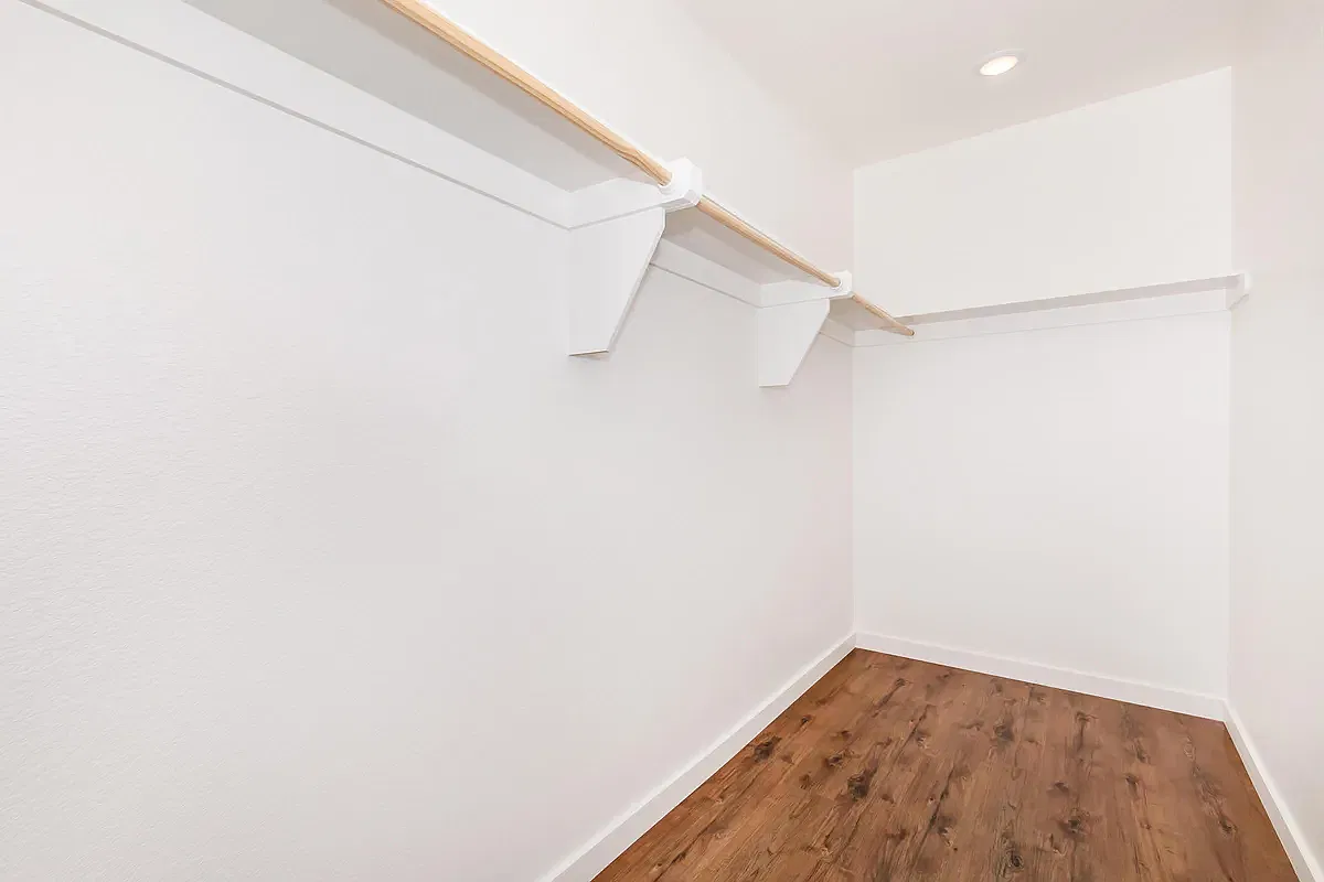 3 bed, 2.5 bath, 1500 sqft, $3,099 — Photo 4