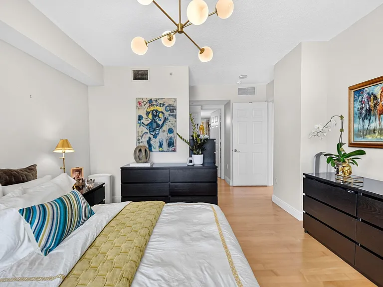 610 Clematis St #424 — Photo 19