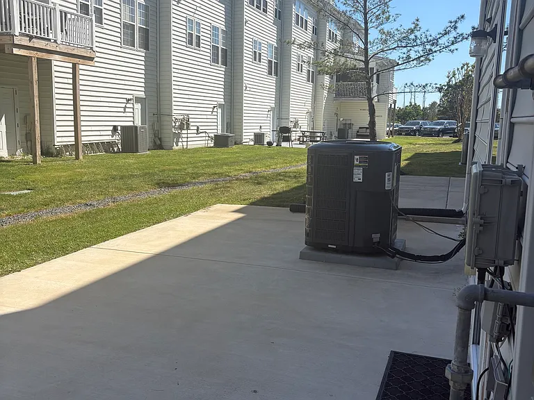 35574 N Gloucester Cir — Photo 7